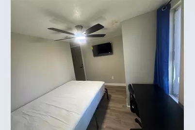 5838 Reed Road, Houston, TX 77033 - Photo 5