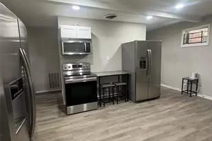 5838 Reed Rd, Houston, TX 77033 - Photo 17