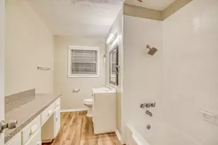 1610 13th Ave N, Texas City, TX 77590 - Photo 15