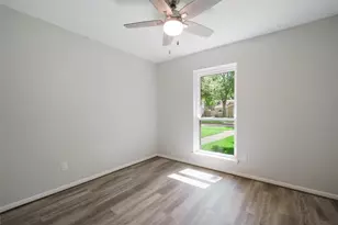 1726 Ashford Hollow Ln, Houston, TX 77077 - Photo 25