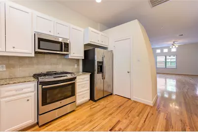 2710 Hullsmith Drive #402, Houston, TX 77063 - Photo 9