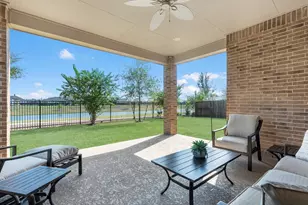 10135 Napier Dr, Manvel, TX 77583 - Photo 3