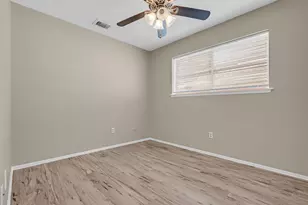 11827 Brook Meadows Ln, Meadows Place, TX 77477 - Photo 23