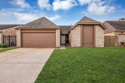 11827 Brook Meadows Lane, Meadows Place, TX 77477 - Photo 29