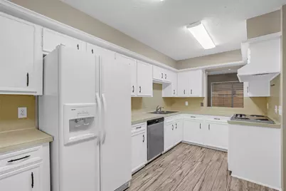 11827 Brook Meadows Lane, Meadows Place, TX 77477 - Photo 13