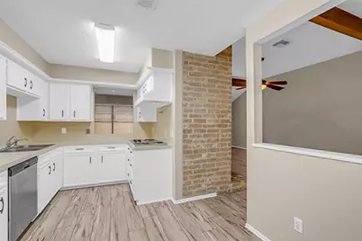 11827 Brook Meadows Lane, Meadows Place, TX 77477 - Photo 15