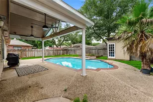 5622 Village Park Dr, Katy, TX 77493 - Photo 29
