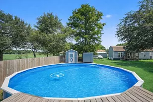 17310 McDonald Rd, Alvin, TX 77511 - Photo 3