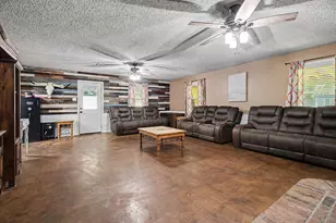 17310 McDonald Rd, Alvin, TX 77511 - Photo 3