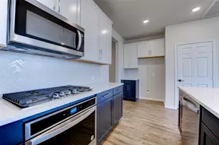 10504 Marston Vineyard Dr, Houston, TX 77025 - Photo 5