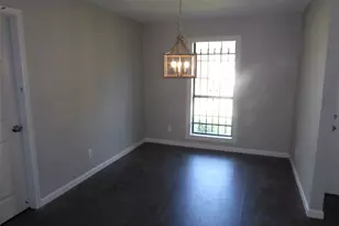 12902 Southspring Dr, Houston, TX 77047 - Photo 5