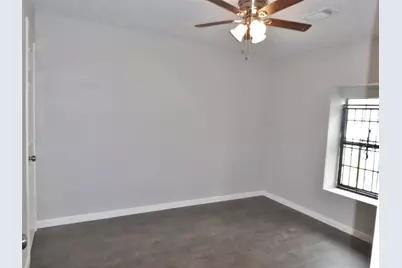 12902 Southspring Drive, Houston, TX 77047 - Photo 17