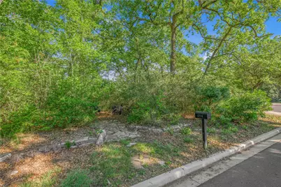 2707 Teakwood Court, College Station, TX 77845 - Photo 3