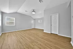 307 Lawrence St, Tomball, TX 77375 - Photo 15