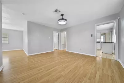 307 Lawrence Street, Tomball, TX 77375 - Photo 7