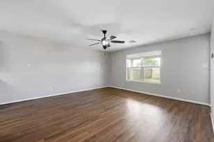9815 Onyx Trail Dr, Rosharon, TX 77583 - Photo 13