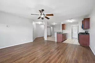 9815 Onyx Trail Dr, Rosharon, TX 77583 - Photo 7