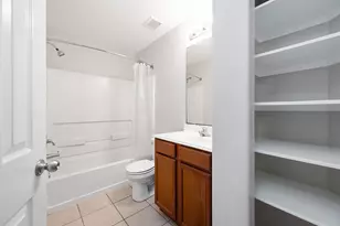 9815 Onyx Trail Dr, Rosharon, TX 77583 - Photo 11