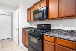 9815 Onyx Trail Dr, Rosharon, TX 77583 - Photo 5