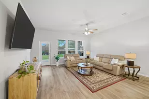 12193 Pearl Bay Ct, Conroe, TX 77304 - Photo 11