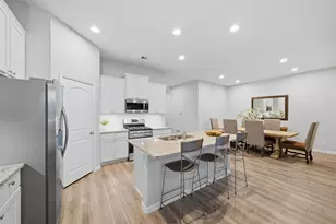 12193 Pearl Bay Ct, Conroe, TX 77304 - Photo 7