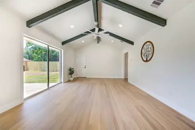 10318 Sageberry Drive, Houston, TX 77089 - Photo 11
