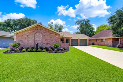 10318 Sageberry Drive, Houston, TX 77089 - Photo 5
