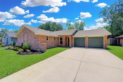 10318 Sageberry Drive, Houston, TX 77089 - Photo 3