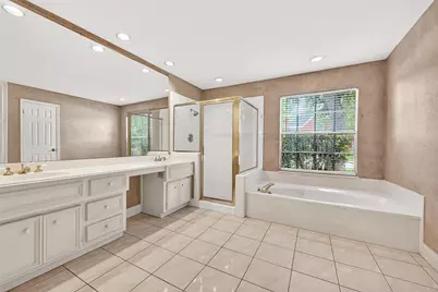 4506 Warwick Drive, Sugar Land, TX 77479 - Photo 17