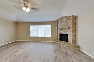 2818 Mayflower Landing Ct, Webster, TX 77598 - Photo 3