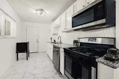 2126 Hillshire Drive, Deer Park, TX 77536 - Photo 7