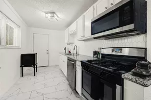 2126 Hillshire Dr, Deer Park, TX 77536 - Photo 7