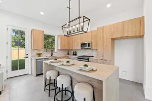 6052 Cebra Rd, Houston, TX 77091 - Photo 9