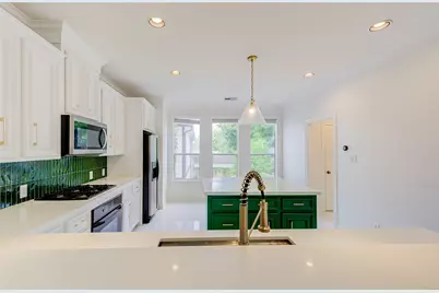 1413 Michigan Street, Houston, TX 77006 - Photo 11