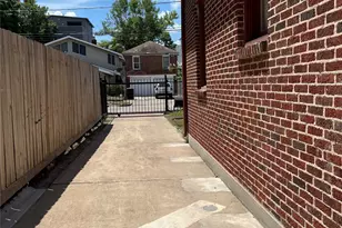 1505 Rosewood St, Houston, TX 77004 - Photo 9