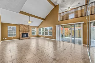 11510 Pagoda Dr, Houston, TX 77477 - Photo 5