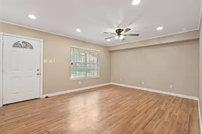 6401 Skyline Drive #5, Houston, TX 77057 - Photo 9