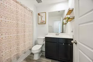 3215 Creston Gate Dr, Houston, TX 77047 - Photo 13