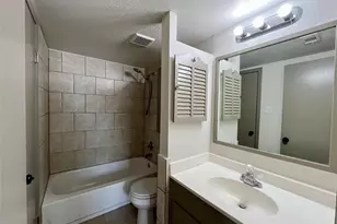 1042 W Village Ct, Pasadena, TX 77506 - Photo 21