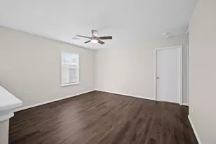 13003 Kingston Point Ln, Houston, TX 77047 - Photo 19