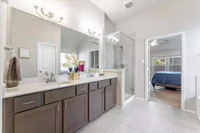 31007 Oakley Glen Court, Conroe, TX 77385 - Photo 15