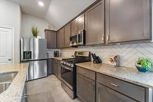 31007 Oakley Glen Ct, Conroe, TX 77385 - Photo 11