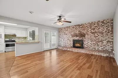 16207 Havenhurst Drive, Houston, TX 77059 - Photo 7