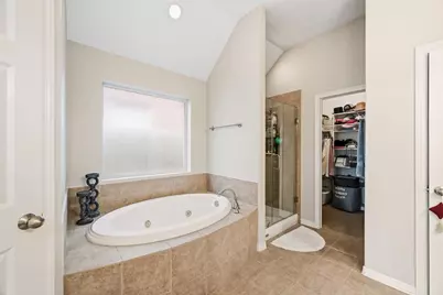 1470 Sherwood Park Circle, Houston, TX 77043 - Photo 41