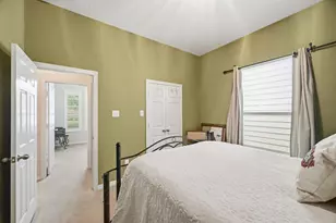 1470 Sherwood Park Cir, Houston, TX 77043 - Photo 11