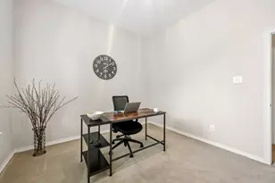 1470 Sherwood Park Cir, Houston, TX 77043 - Photo 13