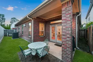 1470 Sherwood Park Cir, Houston, TX 77043 - Photo 21