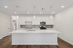 9738 Enclave Ridge Rd, Willis, TX 77318 - Photo 13