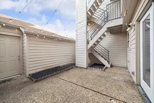 1077 Country Pl Dr, Houston, TX 77079 - Photo 23