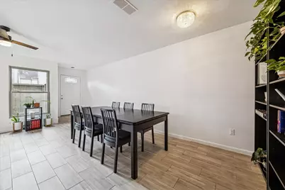 1077 Country Place Drive #1077, Houston, TX 77079 - Photo 7